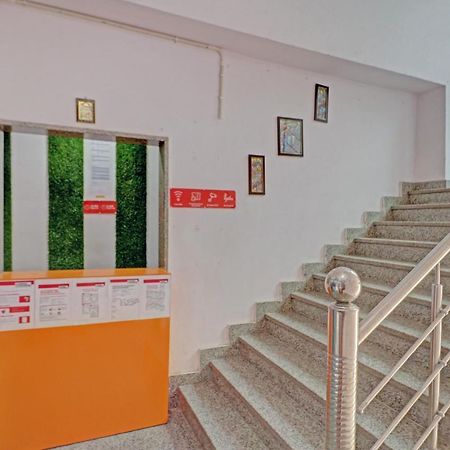 Oyo 81168 Collection O Dwarka Mor New Delhi Exteriör bild