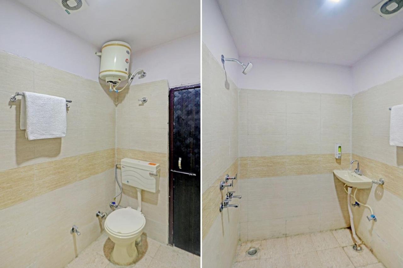 Oyo 81168 Collection O Dwarka Mor New Delhi Exteriör bild